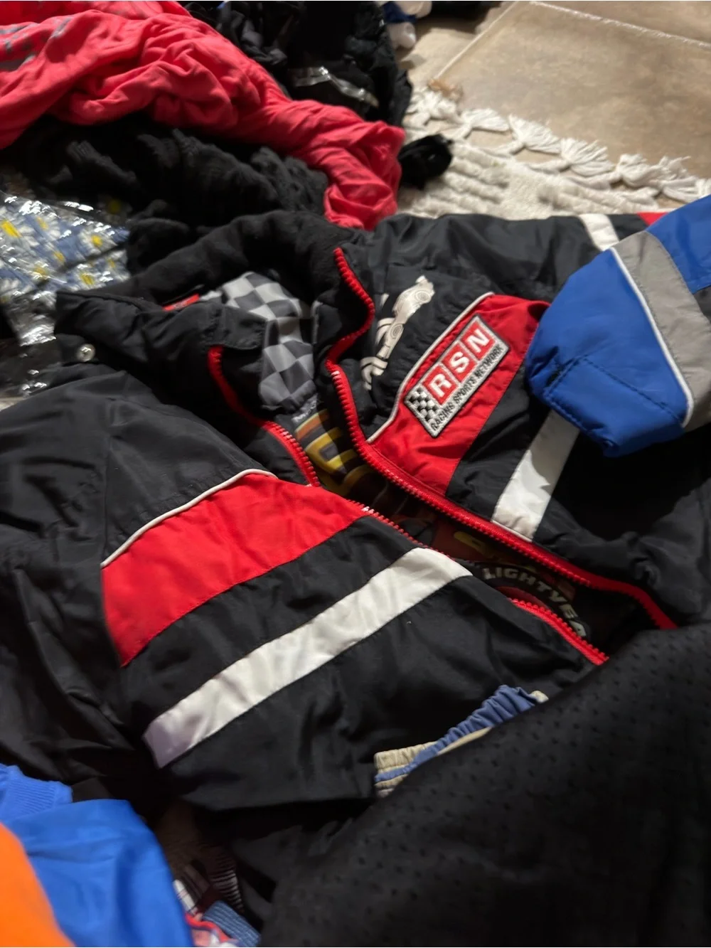 40 pieceBIG BUNDLE 20 Shirt for Boys, 15-20shorts/pants, jackets and PJs